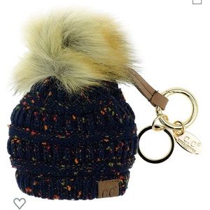 - 🌟NWT CC Beanie Keychain - Black Confetti